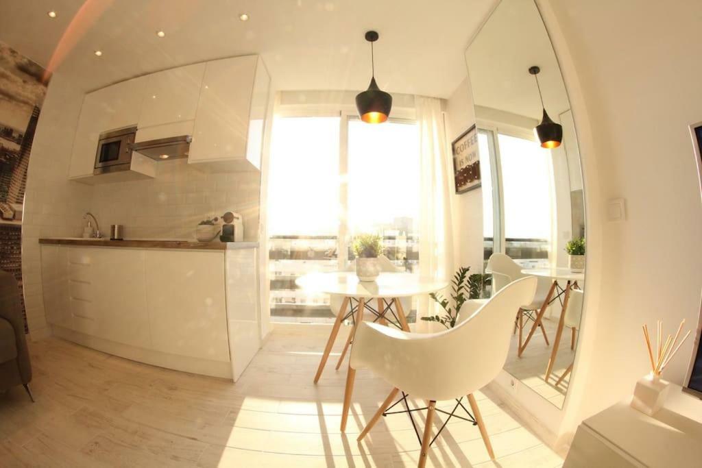 Benalmadena - New Nordic Style & Sunny Studio エクステリア 写真